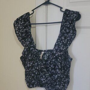 Xhilaration Crop Top